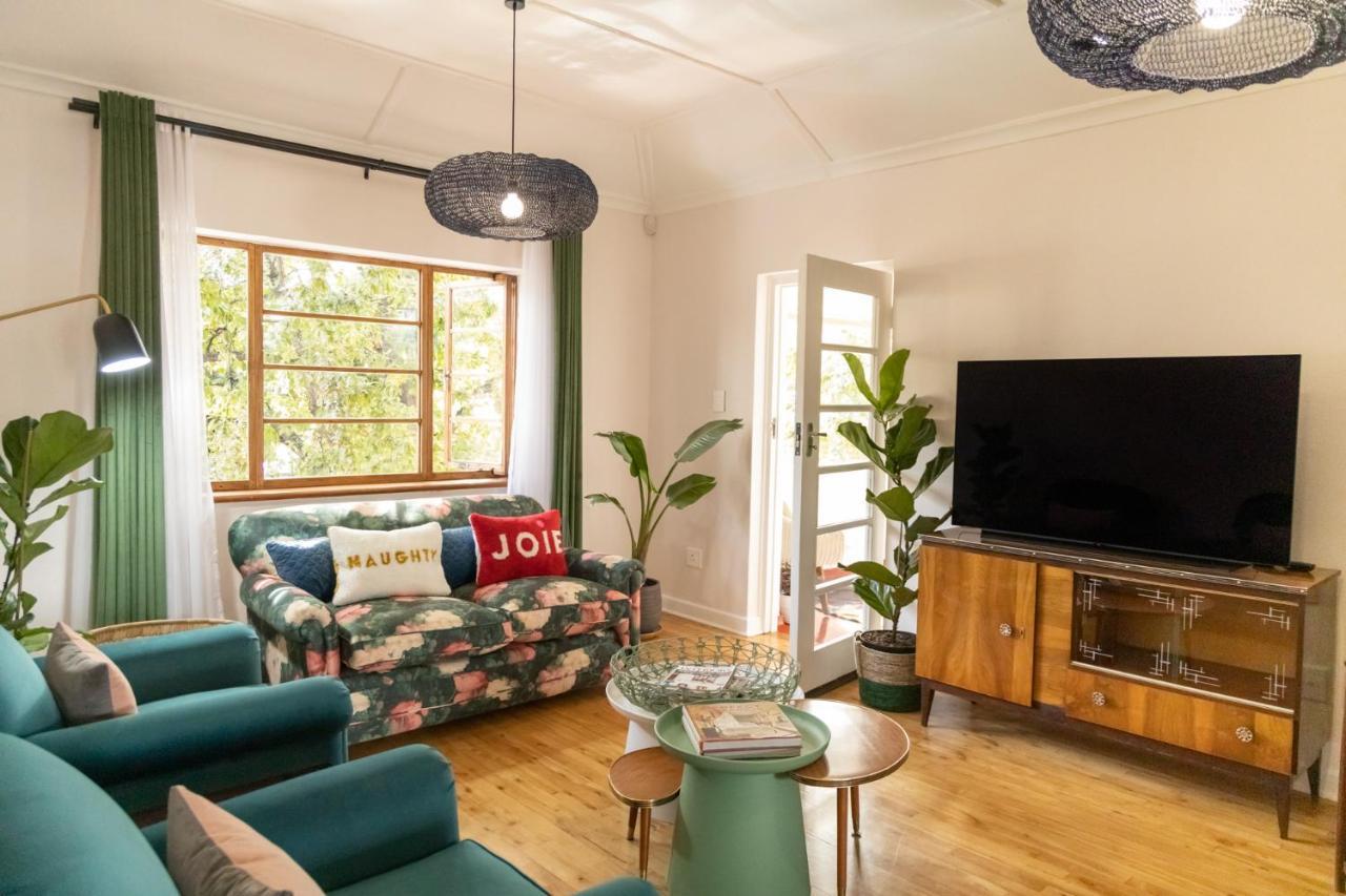 Boho Chic Apartment Стелленбос Экстерьер фото